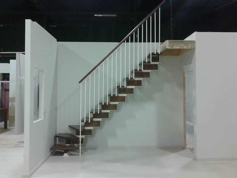 escalera en kit KREA