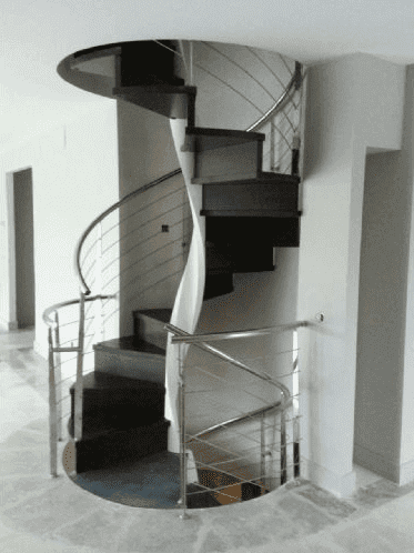 Im&aacute;genes de Escalera caracol modelo E 20 de Enesca