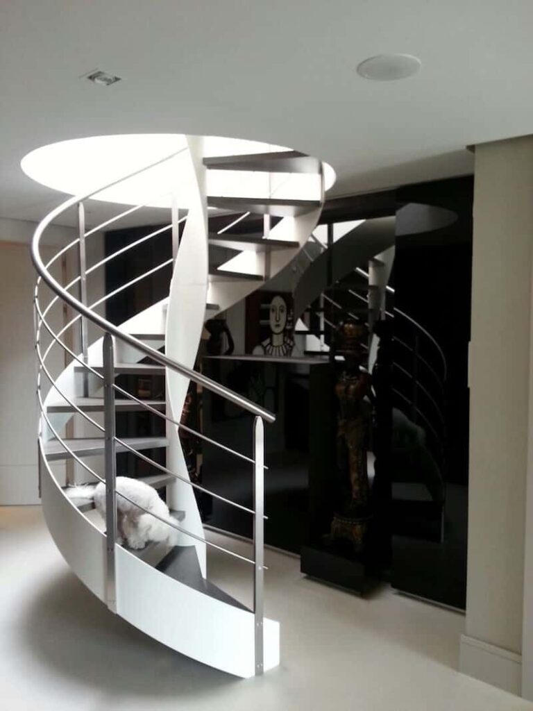 Escalera Helicoidal 1 Serrano de Enesca