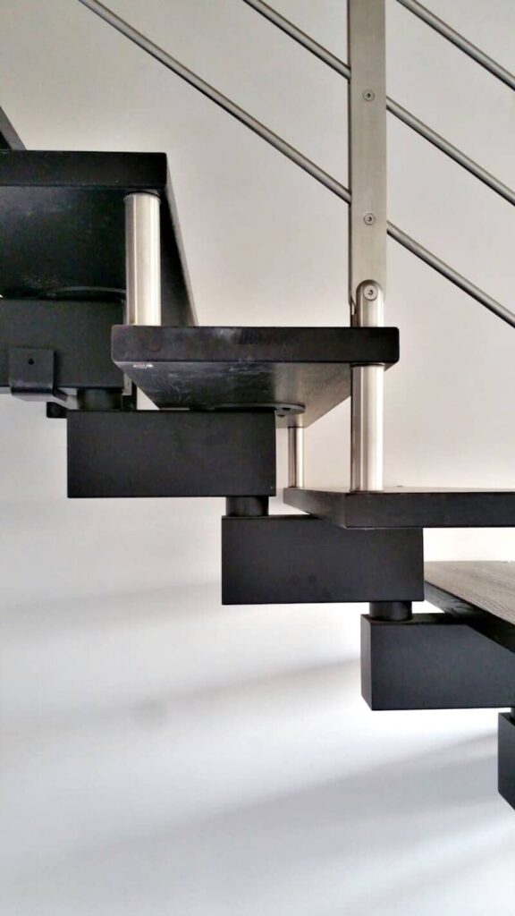 Escalera de Madera Doxa Wood Aravaca de Enesca